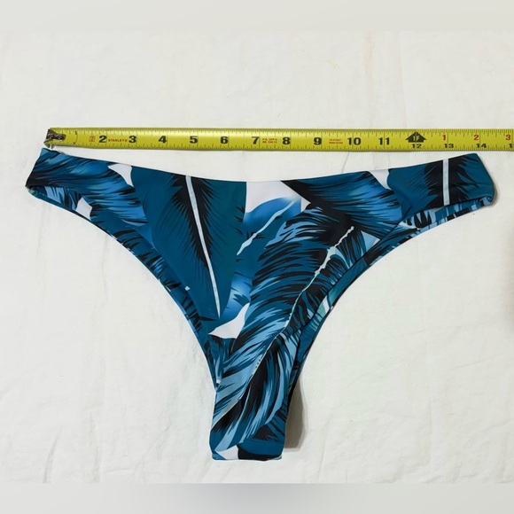 NWOT Bikini Set - Picture 8 of 8